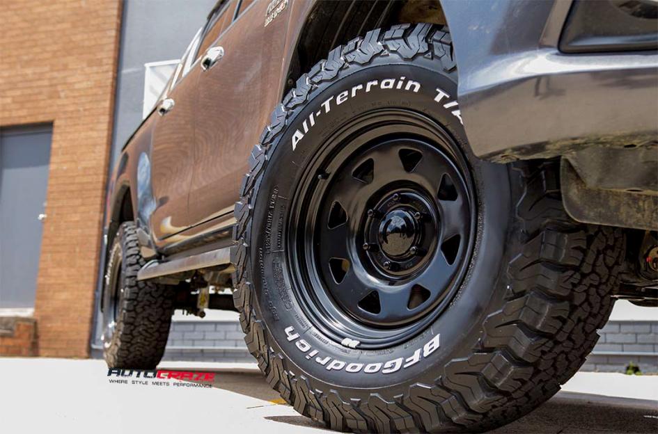 FORD-RANGER-TERRA-SATIN-BLACK